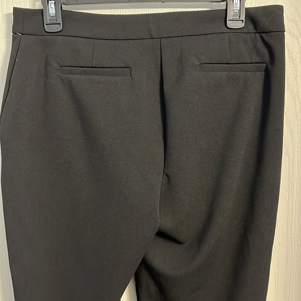 Karl Lagerfeld Womens black dress pants. Two angled zipper pockets on the front - Picture 4 of 4